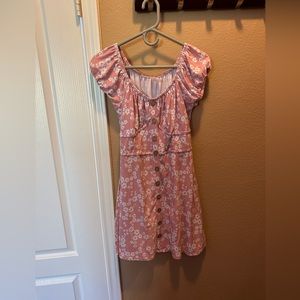 Fun dress for out door browsing